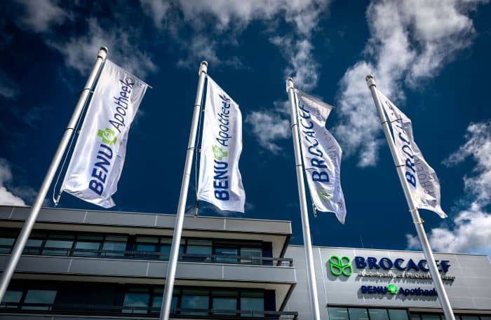 large-Corporate vlaggen 02